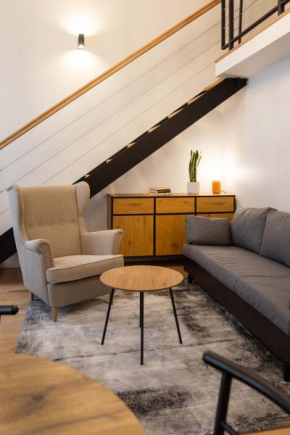 Design Flower Square Apartments